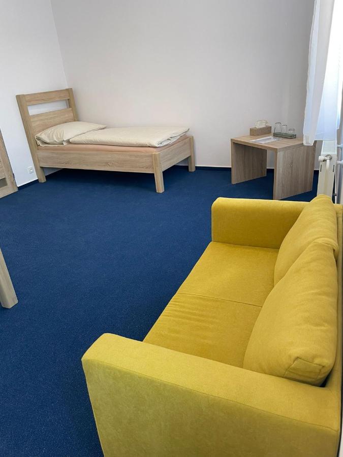 Hotel U Mesta Prahy Náchod Buitenkant foto